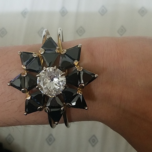 Bracelets - Picture 2 of 3